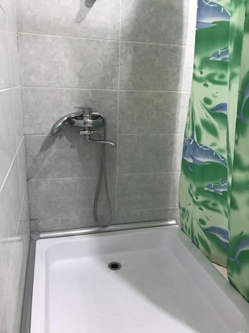 Lada Guest House Tbilisi Exterior photo